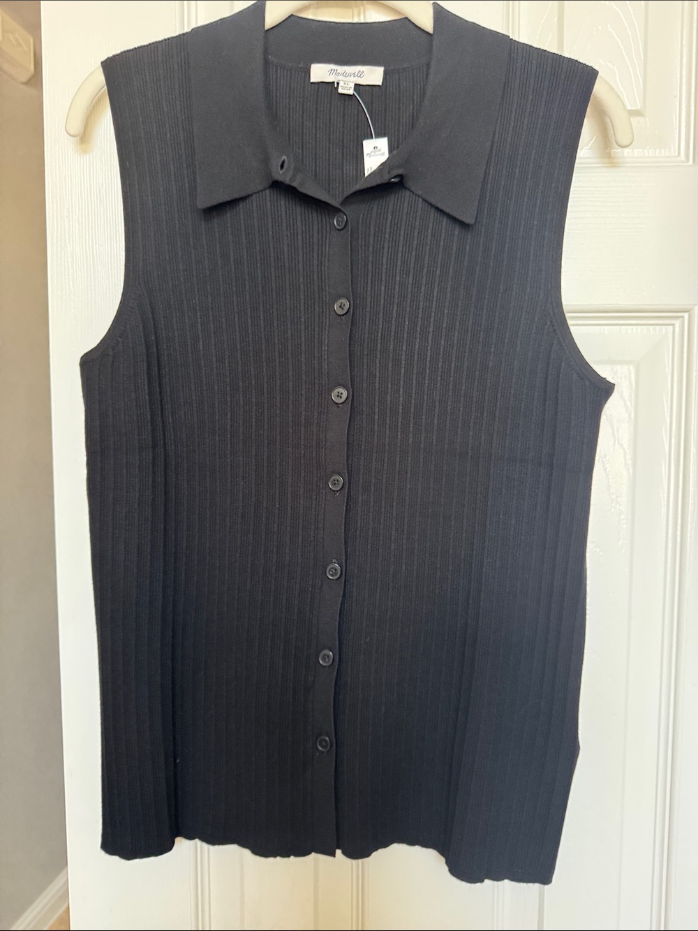 Madewell Black Ribbed Sleeveless Button-Down Sweater. NWT.